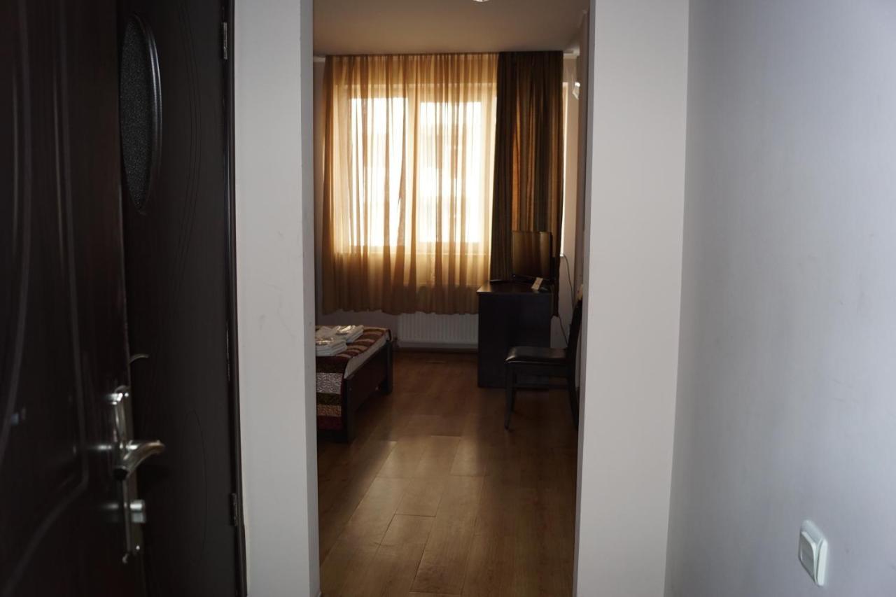Iar Hotel Batumi Exterior photo