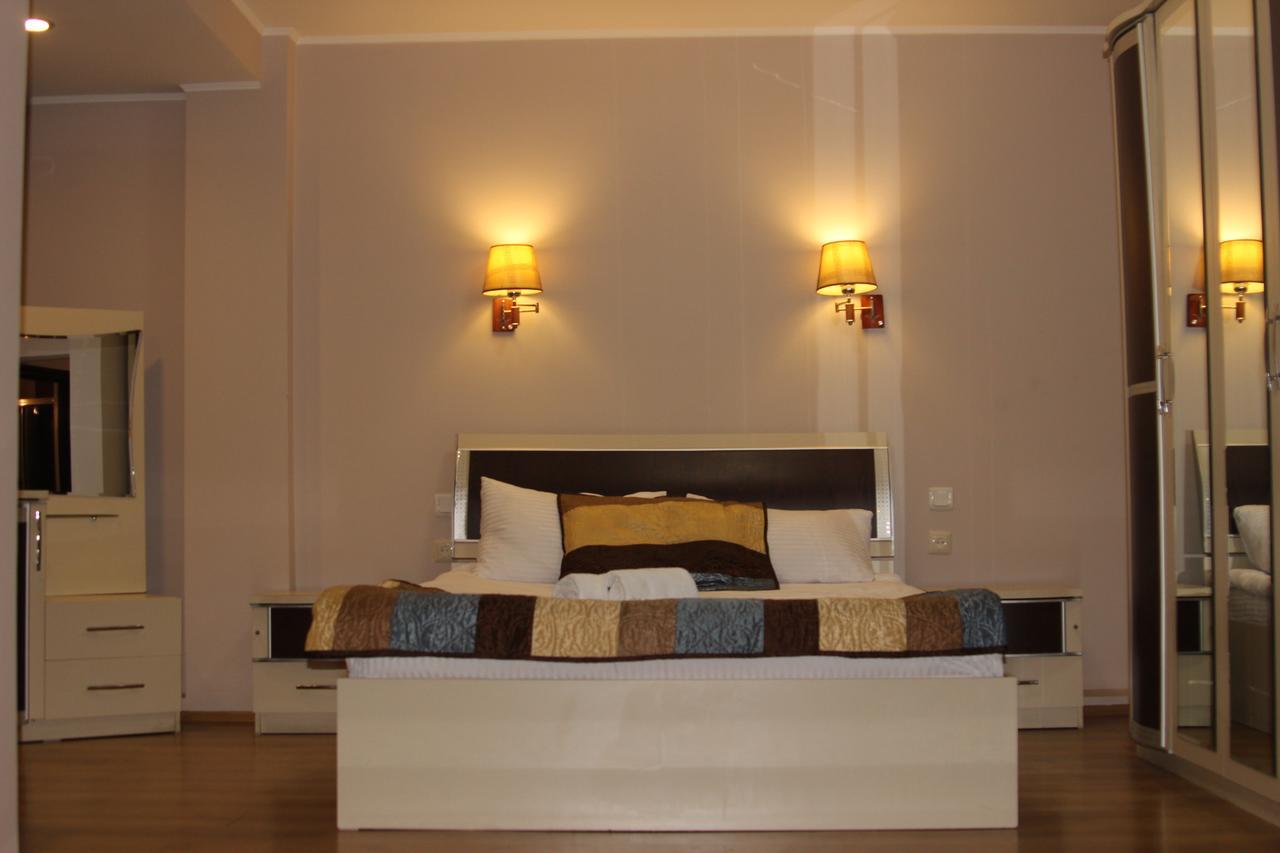 Iar Hotel Batumi Exterior photo